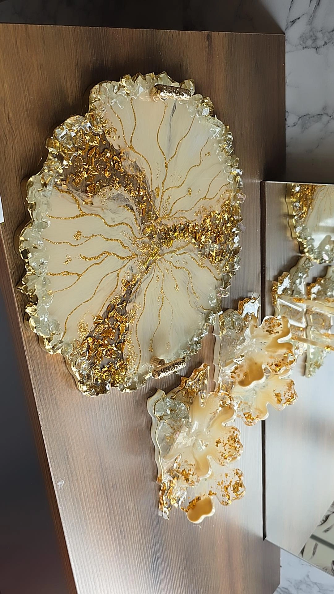 Mbajtëse Karamelesh resine — bezhë, kafe, gold