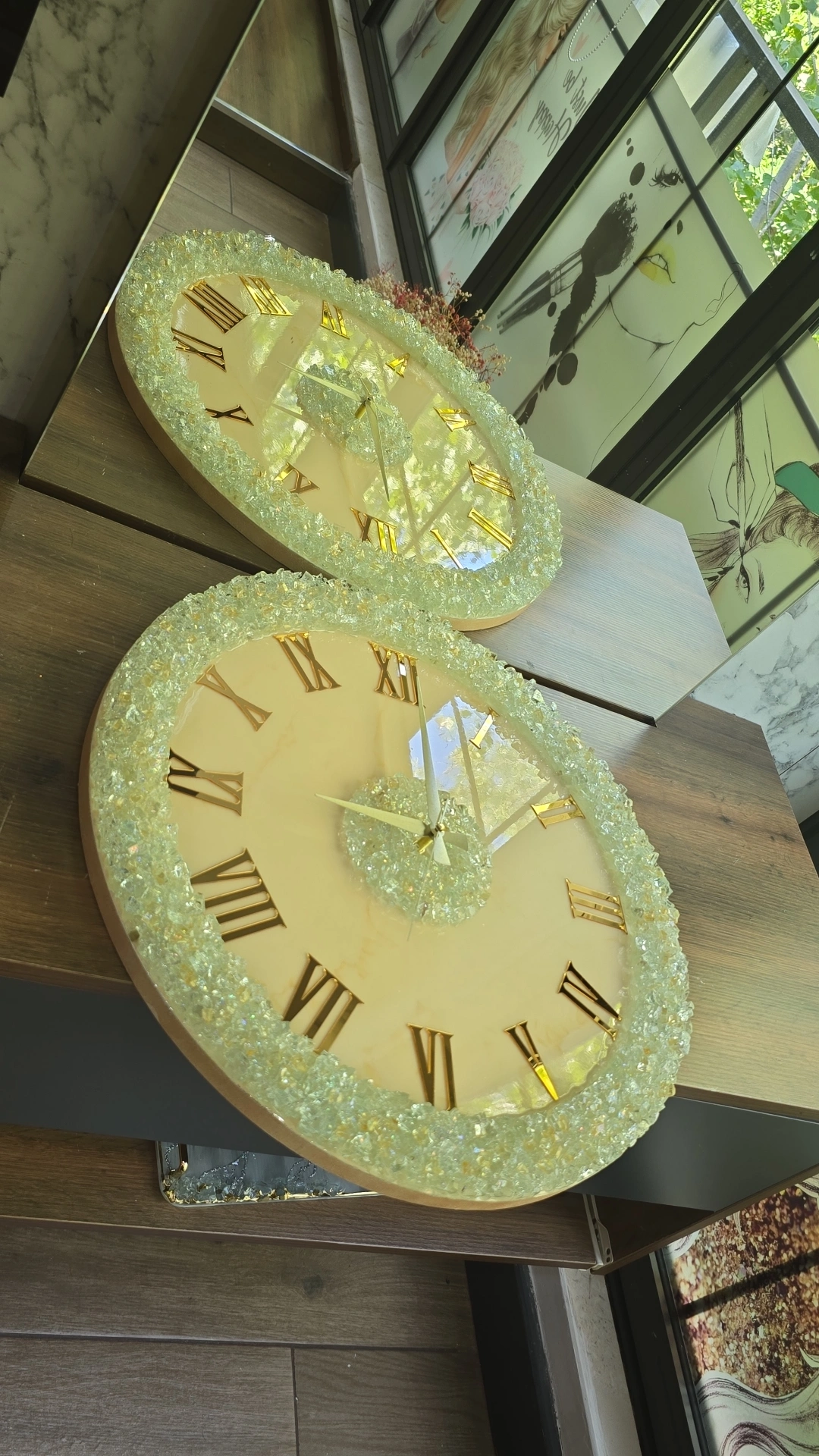 Orë Muri resine — e verdhë, gold
